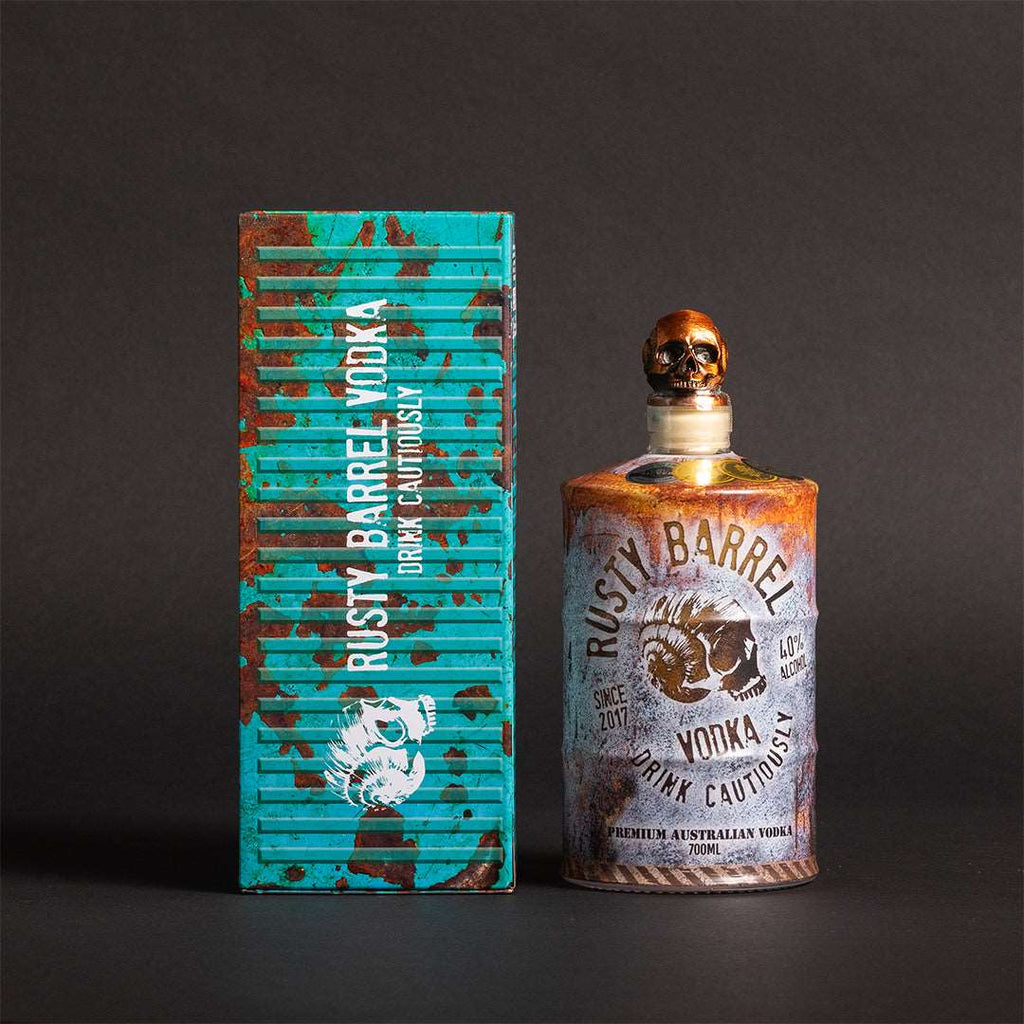 Vodka 700ml + Tin Gift Box